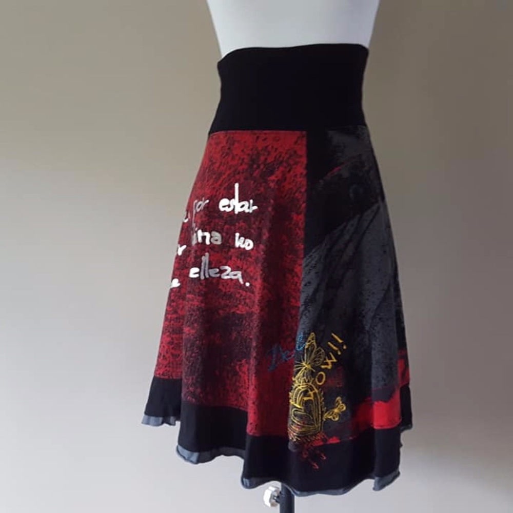 Skirt with Words Extra Small Elastic Waist